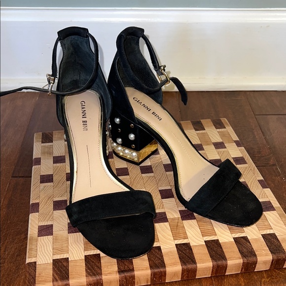 Gianni Bini Shoes - Gianni Bini Black Women's Heels Sz 8